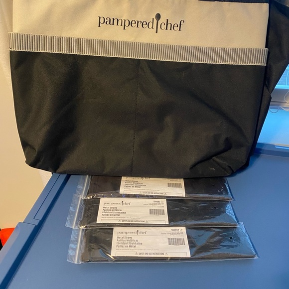 Pampered Chef Tote - Picture 3 of 4